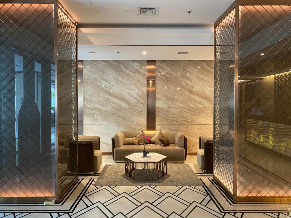 Apartment Pollux High Rise At Center With Netflix By Mesa *
