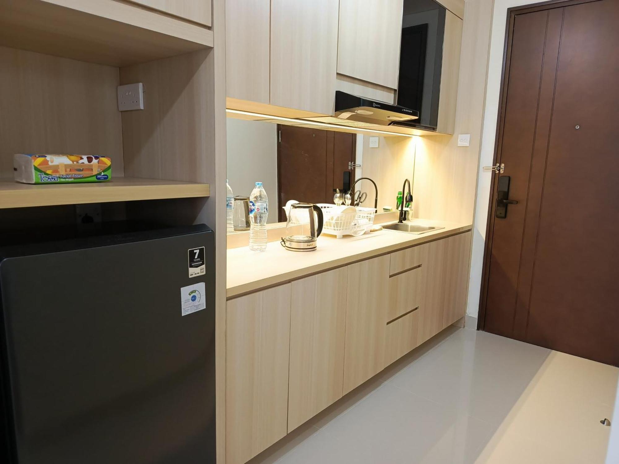 Apartment Pollux High Rise At Center With Netflix By Mesa
