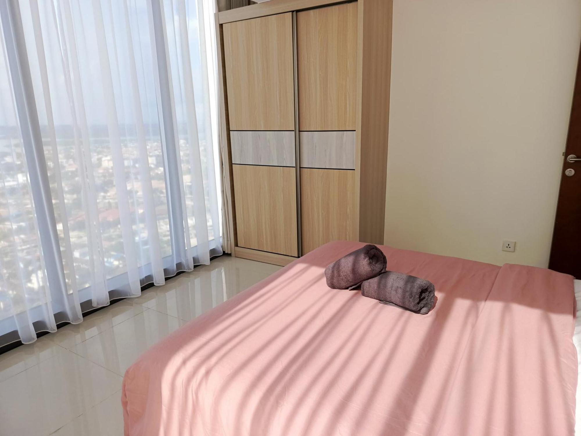 Pollux High Rise At Center With Netflix By Mesa