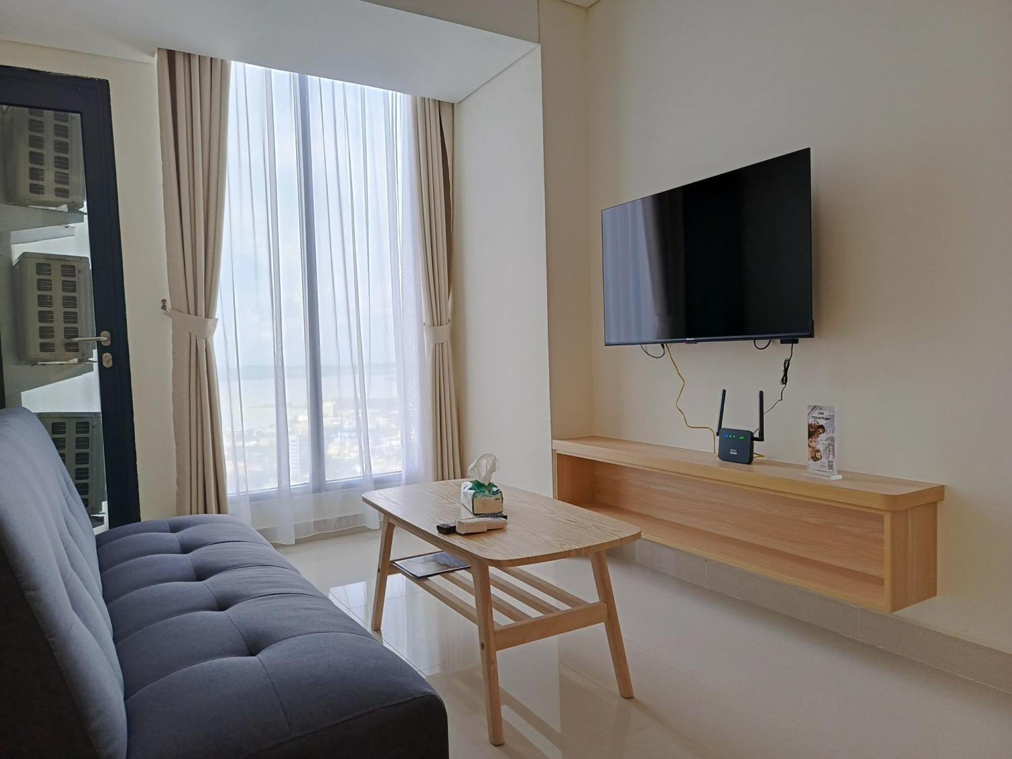 Pollux High Rise At Center With Netflix By Mesa Apartment