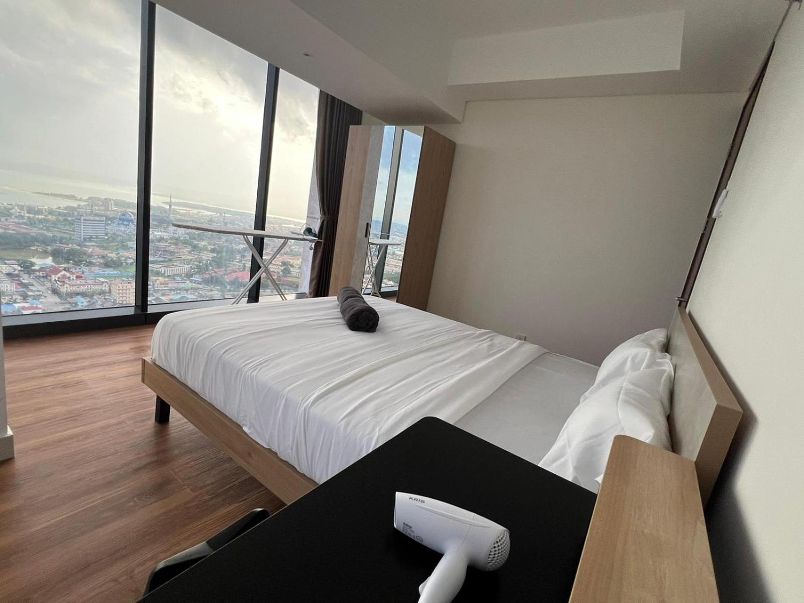 Apartment Pollux High Rise At Center With Netflix By Mesa *